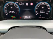 Volkswagen Golf 1.5 eTSI 110KW/150PK Goal · Navigatie · Apple/Android Car Play · Camera + Parkeersensoren · Trekhaak · Garantie t/m 22-07-2027