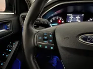 Ford Focus Wagon 1.5 EcoBoost Vignale | 182 PK | Trekhaak afneembaar | Winter Pack | Family Pack | Comfort Pack | Parking Pack |