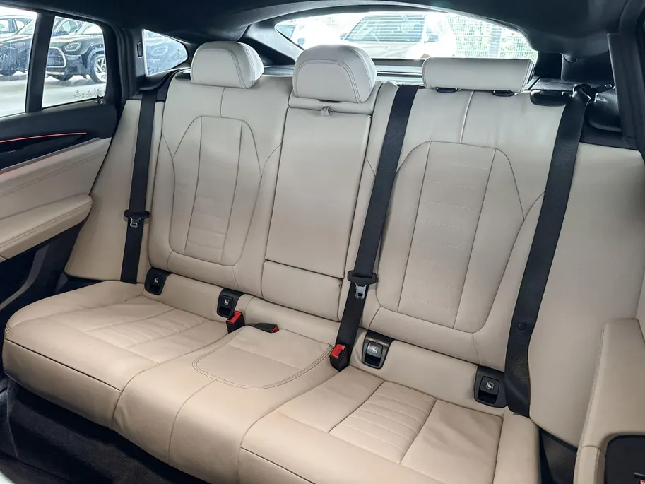 BMW X4 xDrive20i High Executive M-Sport