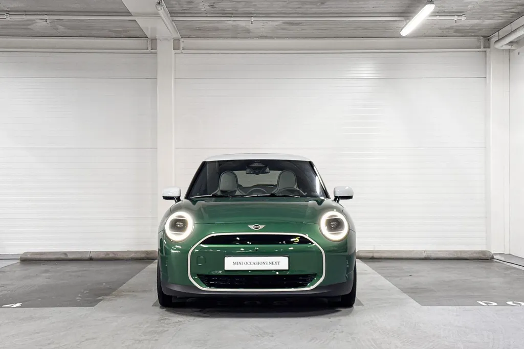 MINI Cooper 3-deurs Electric Cooper SE Favoured