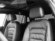 Volkswagen Tiguan 1.5 TSI 150pk DSG R-Line Business+ · Leder · Panoramadak · Apple/Android Car Play · Dodehoeksensor · Elek. Achterklep · 360 Camera · All-season banden · 19'' Inch · EXTRA INRUILKORTING ·