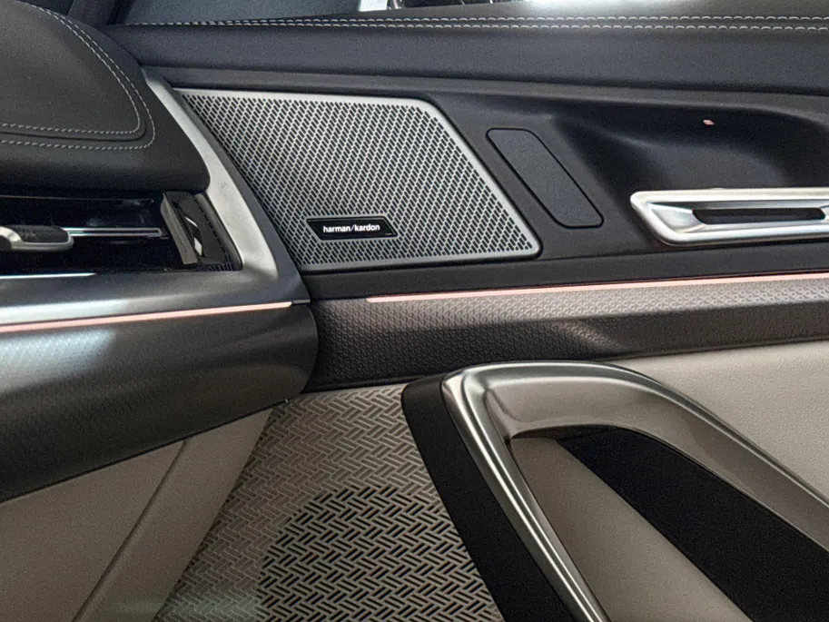 BMW iX1 eDrive20 67 kWh M Sport Edition