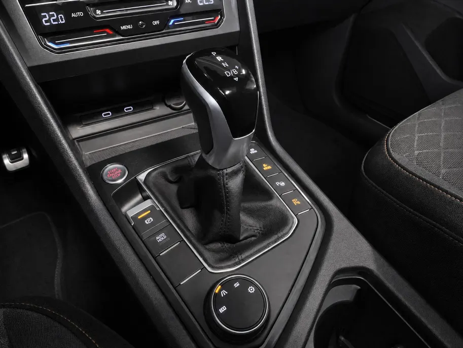 SEAT Tarraco 1.4 TSI 245pk DSG e-Hybrid PHEV FR Business · Panoramadak · 360 Camera · Apple/Android Car Play · Elek. Voorstoel · 20'' Inch ·