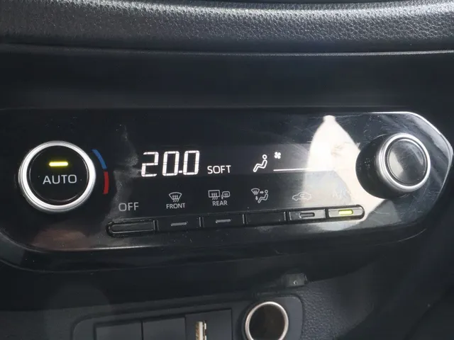 Toyota Aygo X 1.0 VVT-i S-CVT Pulse Automaat Bi-Tone | AllSeasons | Climate co