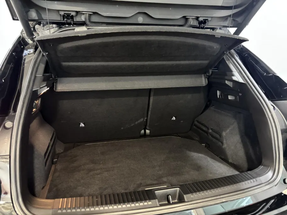Renault Austral 200PK E-Tech Full Hybrid Esprit Alpine Automaat | 360 Camera | Elektrisch Verstelbare Stoelen | Apple CarPlay/Android Auto | Digital Cockpit | Climate Control | Stoelverwarming | Full LED | 20' Lichtmetalen Velgen |