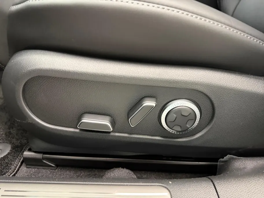 Genesis GV60 84 KWH | FIRST EDITION | DIRECT LEVERBAAR