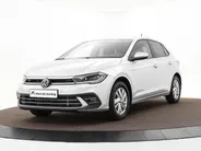 Volkswagen Polo 1.0 TSI 110pk DSG Style · Apple/Android Car Play · Dodehoeksensor · Matrix LED · Navigatie · Stoelverwarming · P-Sensoren · 15'' Inch ·