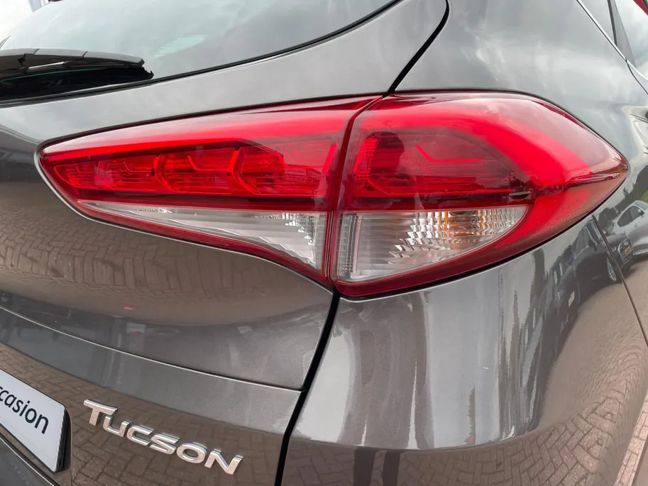 Hyundai Tucson 1.6 GDi Comfort *Navi*Camera*Trekhaak*Dual Climate Control*Cruise Control*Stoelverwarming*LM.Velgen*Zeer nette auto!