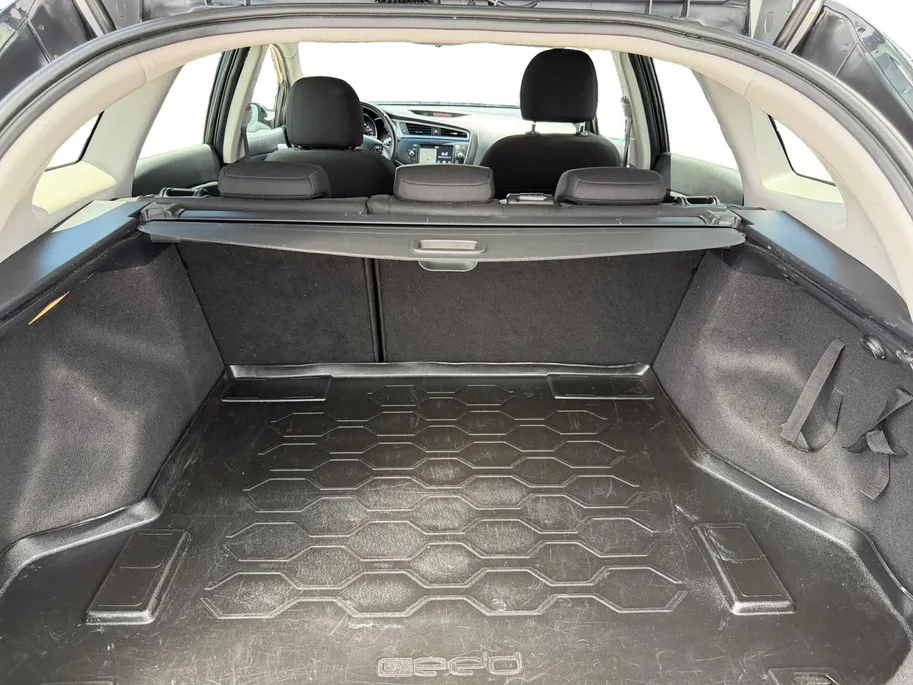 Kia cee'd Sportswagon 1.0 T-GDi Design Edition | Zeer nette auto | Dealer onderhouden | Achteruitrijcamera | Navigatie met Apple CarPlay & Android Auto |