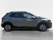 Kia Stonic 1.0 T-GDi MHEV DynamicPlusLine | Cruise Control | Climate Control | Camera | Navigatie | LM Velgen |