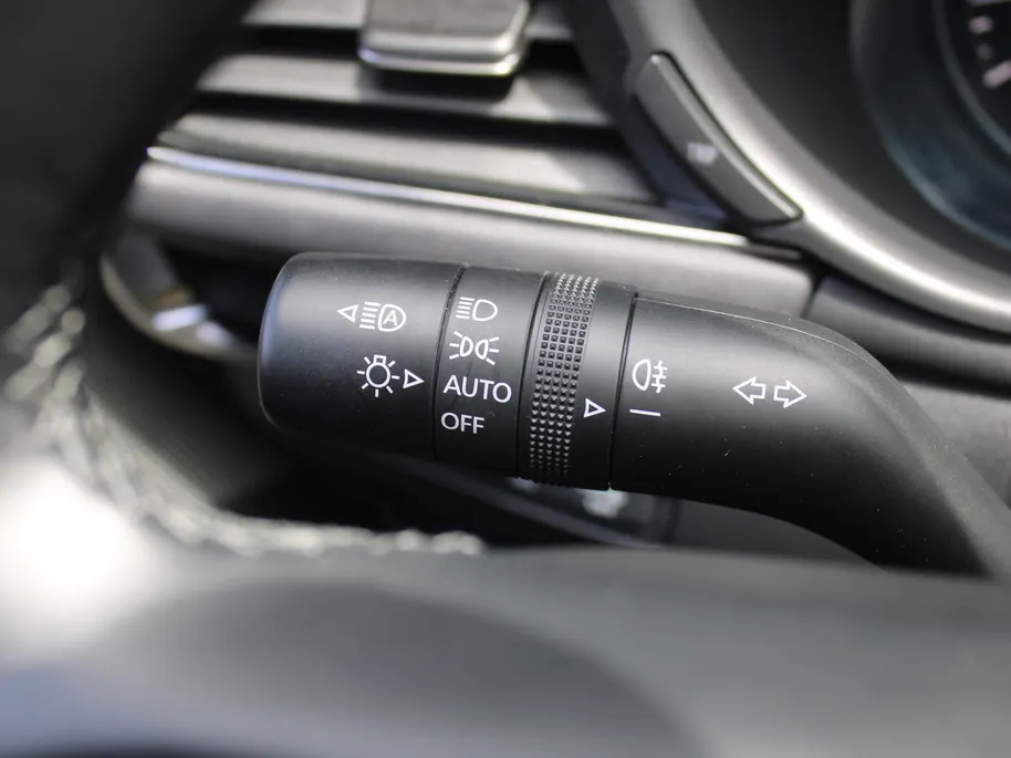 Mazda 3 2.0 e-SkyActiv-X M Hybrid 6MT 186PK Exclusive-line | Leder | Heads-Up Display | Keyless | Bose Audio | 360° Camera | Elek. stoelverstelling + geheugen | Navi |