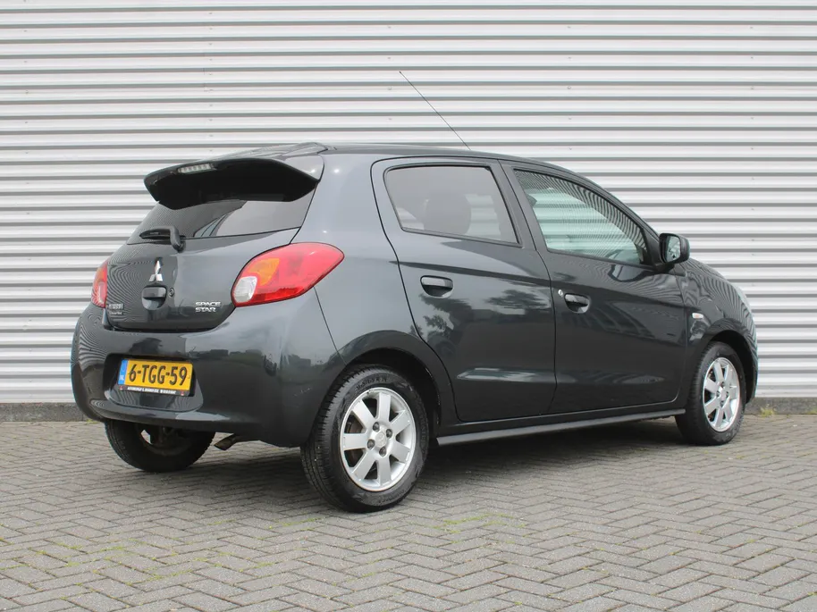 Mitsubishi Space Star 1.0 Intense | Keyless entry | 14' LM | Cruise | Clima | Licht- & regensensor |