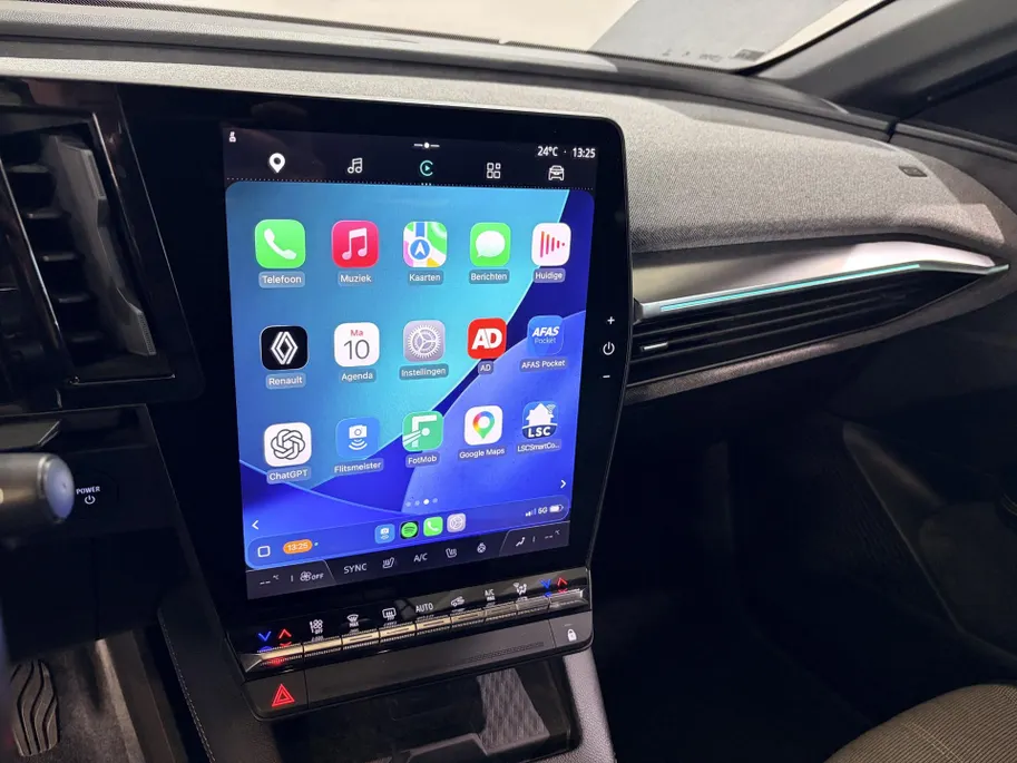 Renault Megane E-Tech 220PK EV60 Optimum Charge Techno Automaat | Pack Winter | Adaptive Cruise Control | 360 Camera | Apple CarPlay/Android Auto | Parkeersensoren | Full LED | Digital Cockpit | Lichtmetalen Velgen |