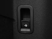 Volkswagen Golf Life Edition 1.5 eHybrid 204 PK 7 versn. DSG · Draadloze telefoonlader · Achteruitrijcamera · Privatelease Van 594,- voor  472,- obv 24 maanden! · Prijs is inclusief inruilpremie · MEGA SALE