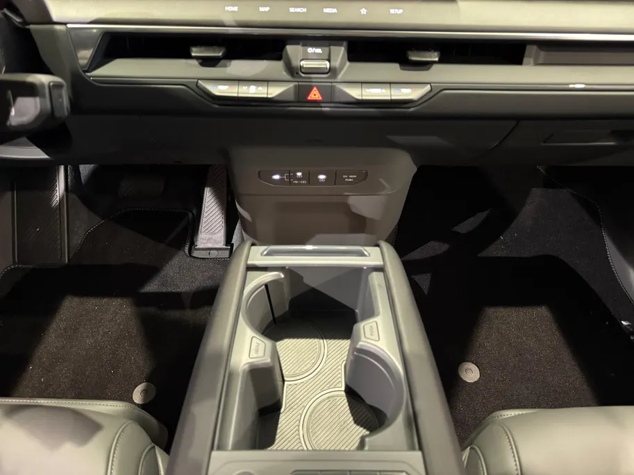 Kia EV9 Plus 99.8 kWh | NU MET €3.000,- Inruilpremie! | Meridian premium sound system | Elektrisch verstelbare bestuurdersstoel