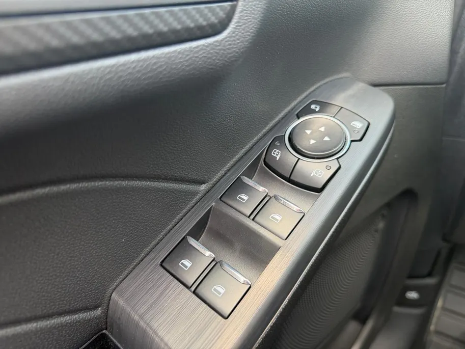 Ford Kuga 2.5 PHEV ST-Line X | Automaat | Pano dak | BLIS | Adapt. Cruise control | Winter pack | Elektr. trekhaak | Elektr. achterklep | B&O audio | Apple carplay & Android auto | Fabrieksgarantie |