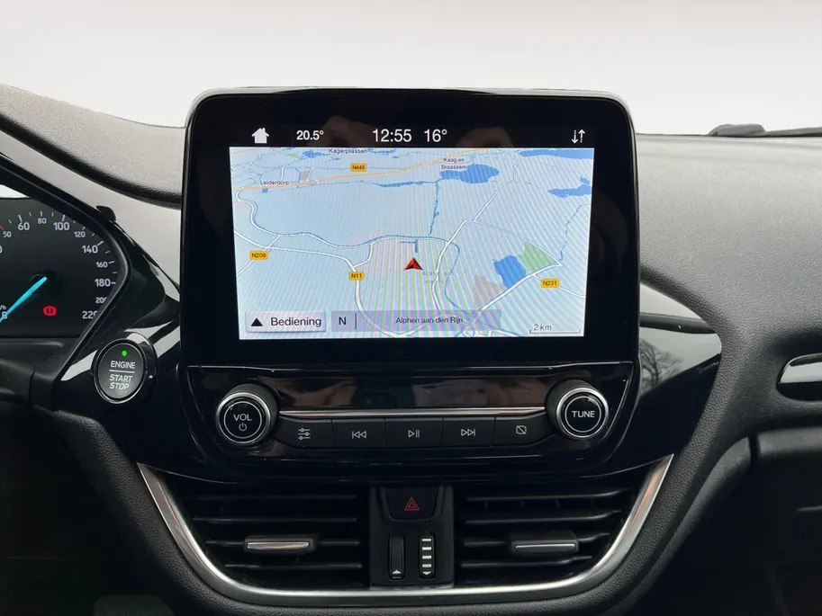 Ford Fiesta 1.0 EcoBoost Titanium Automaat | NL auto | Dealer onderhouden | Trekhaak | Winter Pack | Parkeersensoren voor en achter | Achteruitrijcamera | Cruise control | Apple carplay & Android auto | 16' lichtmetalen velgen | Bovag garantie |