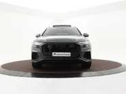 Audi Q8 55 TFSIe 381pk Tiptronic Quattro Pro Line S · Panoramadak · 360 Camera · Wegklapbare Trekhaak · Apple/Android Car Play · Luchtvering · 21'' Inch ·