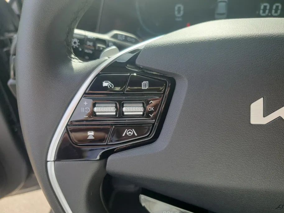 Kia Niro 1.6 GDi Hybrid DynamicLine Edition | Dodehoek detectie | Elektrisch bedienbare best. stoel | Navigatie | Adaptieve cruise control | Apple Carplay / Android Auto | Verbruik 1 op 20!