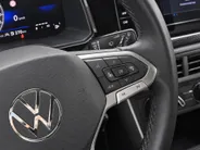 Volkswagen Polo 1.0 TSI 95pk Life Edition · Camera · Apple/Android Car Play · P-Sensoren · Airco · Trekhaak · 15'' Inch · Garantie t/m 29-09-2028 of 100.000km
