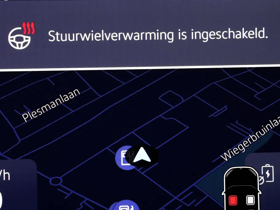 Volkswagen ID.3 (1) GP2 Style 61 kWh accu 190 PK elektr. aandrijving · Achteruitrijcamera · Draadloze telefoonlader · Zijruiten achter en achterruit getint ·