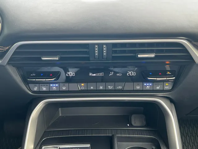 Mazda CX-60 2.5 e-SkyActiv PHEV Homura Plus | TREKHAAK |AUTOMAAT | PLUG-IN HYBDRIDE | PANORAMADAK | 2500kg TREKGEWICHT | LEDER | 360gr CAMERA | MEEST LUXE UITVOERING | BIJNA NIEUW |