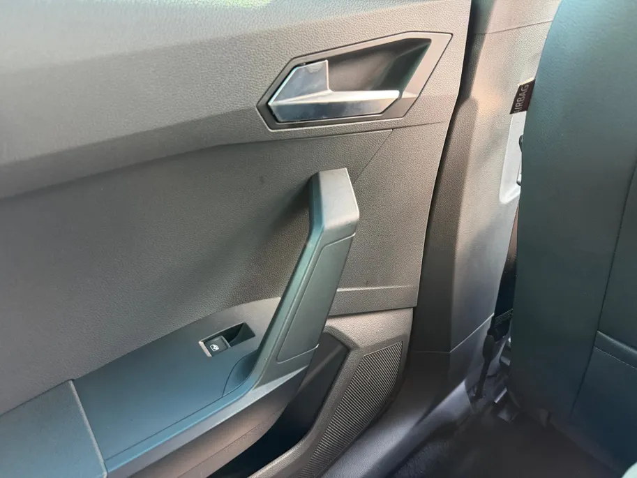 SEAT Arona 1.0 EcoTSI Xperience Business | Camera | Apple Carplay/Android Auto | Cruise Control | Keyless | Climate Control |