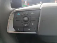 Nissan Leaf Evolve 52 kWh | WLTP 445km | Apple carplay & Android auto | 19inch LM Wielen | Climate contole | Glazen dak | V2L | Electrisch verstelbare stoelen| Bose audio | Head-up display |