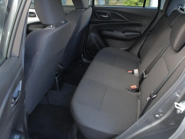 Suzuki Swift 1.2 Comfort Smart Hybrid | Navi | Adap. Cruise | Camea | Park sens