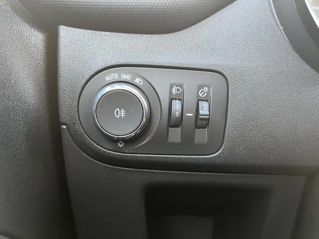 Opel Crossland 1.2 Turbo Elegance Automaat | Trekhaak | All Season Banden | Apple Carplay & Android Auto | Climate Control