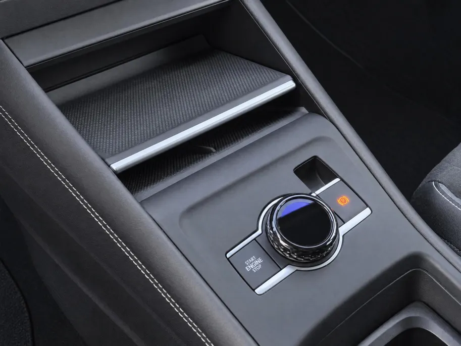 Volkswagen Tiguan 1.5 eHybrid 204pk DSG Life Edition · 360 Camera · Inklap. Trekhaak · Stuur- & Stoelverwarming · Apple/Android Car Play · Garantie t/m 03-02-2028