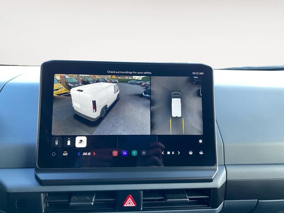 Kia PV5 L2H1 Elite Executive 51.5 kWh | Nieuw te bestellen! | 297 Km bereik |  Laadcapaciteit 4.4 m³ | 360° Camera | Verwarmd stuur
