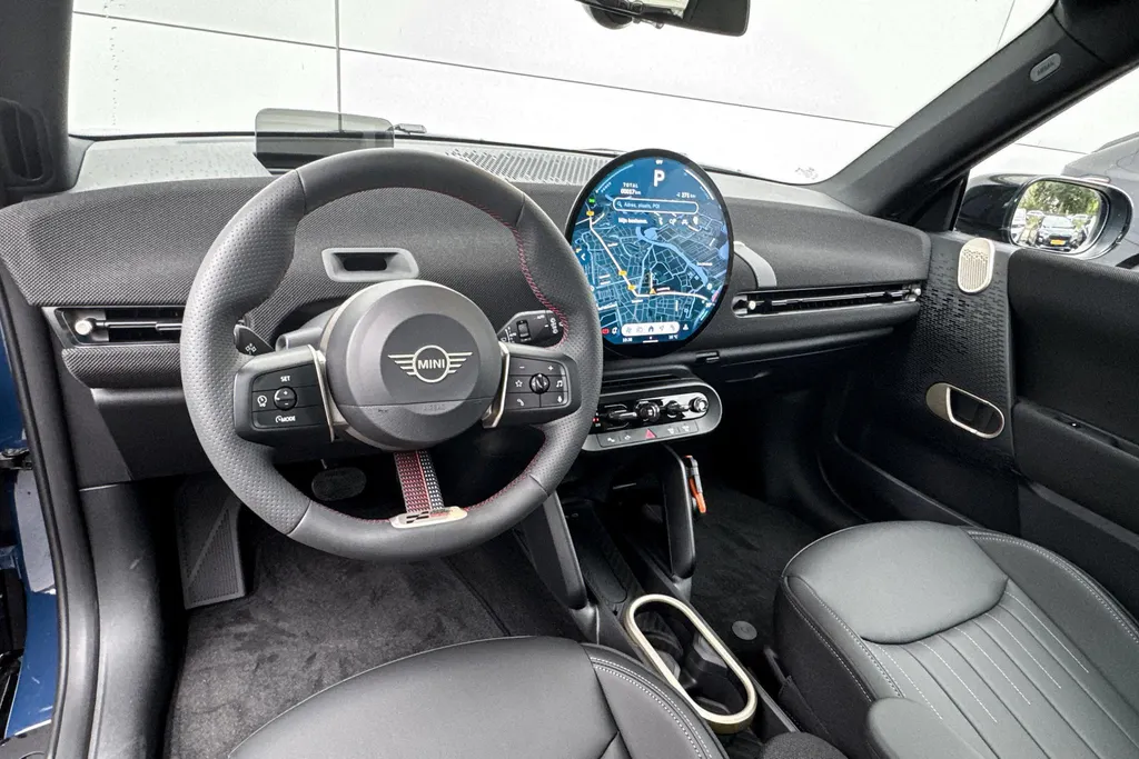 MINI Cooper 3-deurs Electric Cooper E John Cooper Works L 40.7 kWh