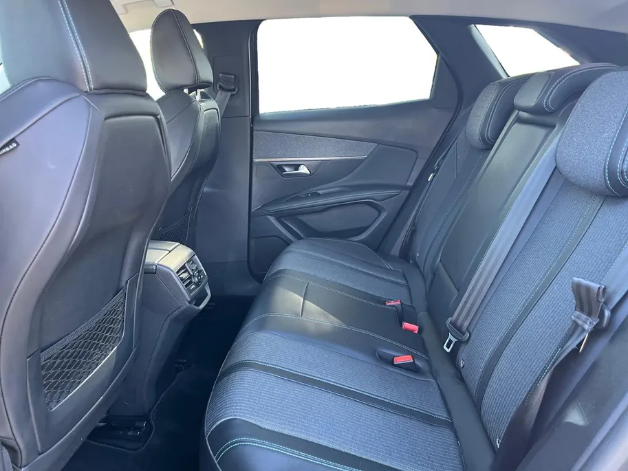 Peugeot 3008 1.6 HYbrid 225 Allure Pack Business | Camera | Apple Carplay en Android Auto | Navigatie | Dodehoek detectie