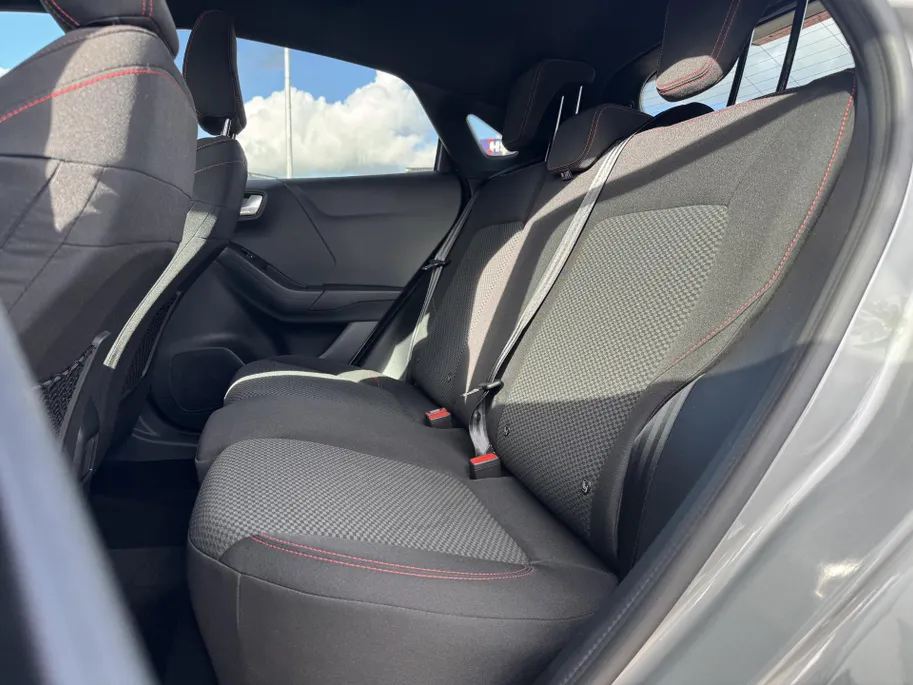 Ford Puma 1.0 EcoBoost Hybrid 125 pk ST-Line Navigatie - Apple Carplay/ Android Auto - Winter Pack - Achteruitrijcamera