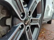 Kia XCeed 1.6i PHEV ExecutiveLine 1e Eigenaar | Dealer Onderhouden | Meest luxe uitvoering | Fabrieksgarantie | Stoelverwarming en Ventilatie | Carplay & Android | Camera | Dodehoek Detectie | Leder | Cruise Control Adaptief | Panorama Dak |