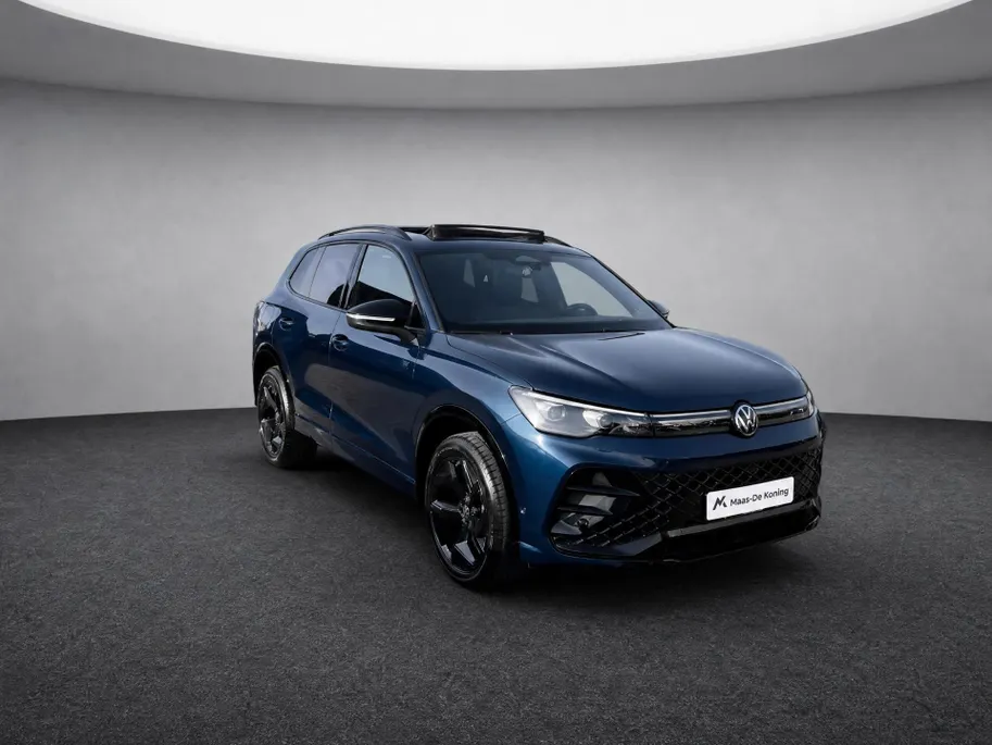 Volkswagen Tiguan 1.5eHybrid 200kW/272PK R-Line Black Style DSG · Panoramadak · Leder · Trekhaak · 360°Camera · Harman Kardon · Garantie t/m 09-01-2027