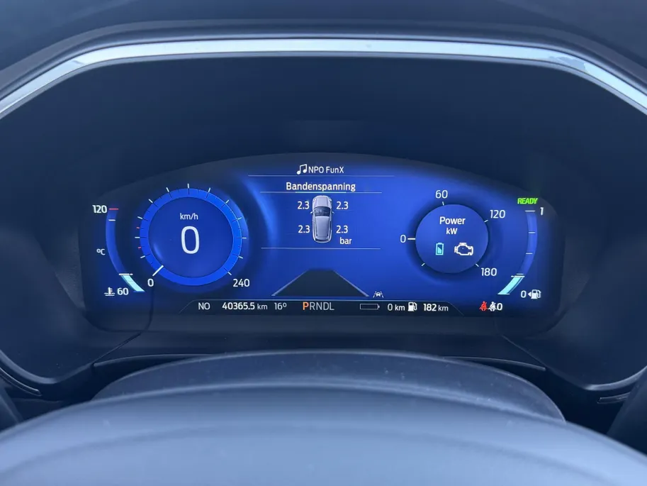 Ford Kuga 2.5 PHEV Titanium