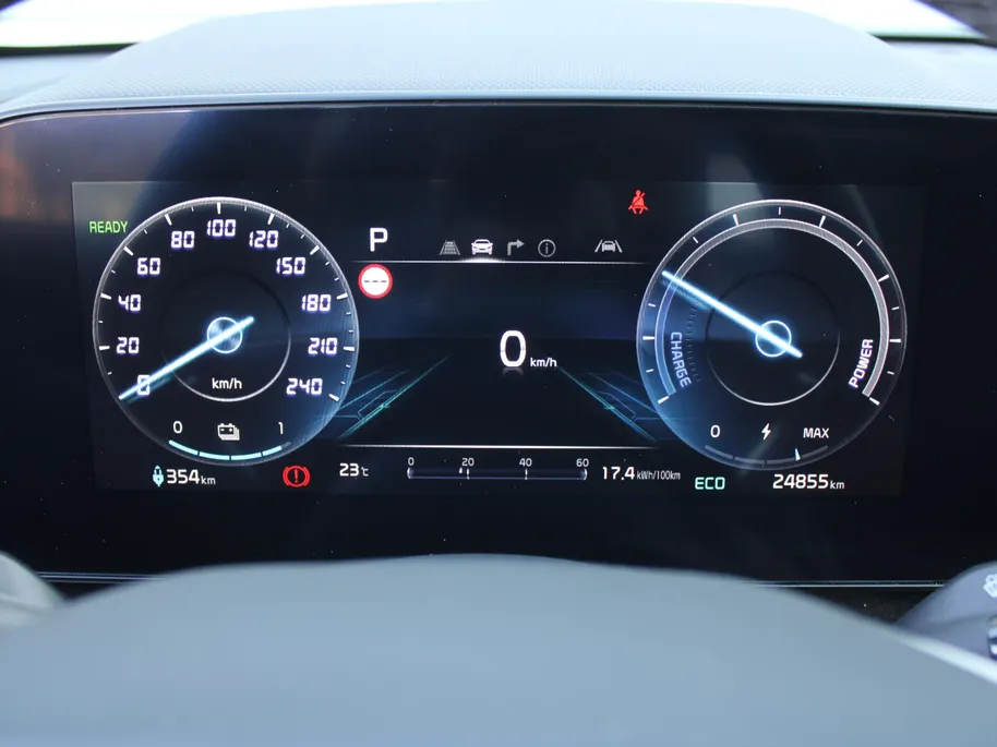 Kia Niro EV Air 64.8 kWh | Stuur-/stoelverwarming | Camera | Cruise adapt. | 17' LM | Elekt. stoelverstelling | Dodehoek detectie | LED | Clima |