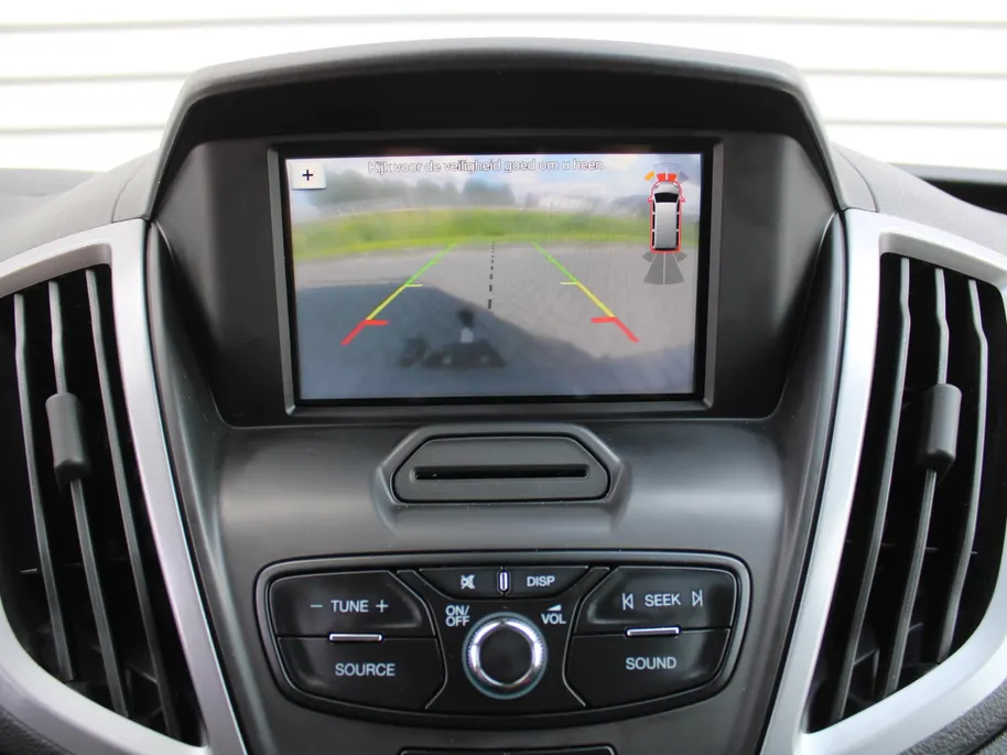 Ford Transit 290 2.0 TDCI L2H2 Trend | Nieuwe motor 35000 km |Trekhaak | Imperiaal | Voorruitverwarming | Navi |