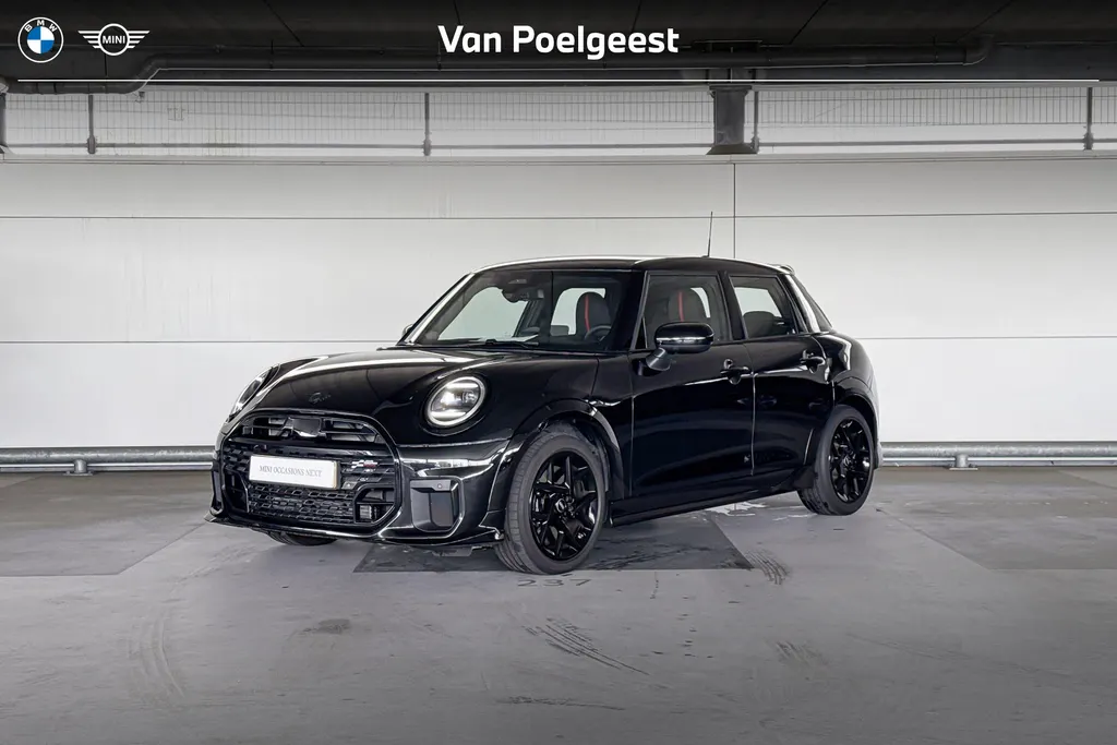 MINI Cooper 5-deurs Cooper C John Cooper Works M