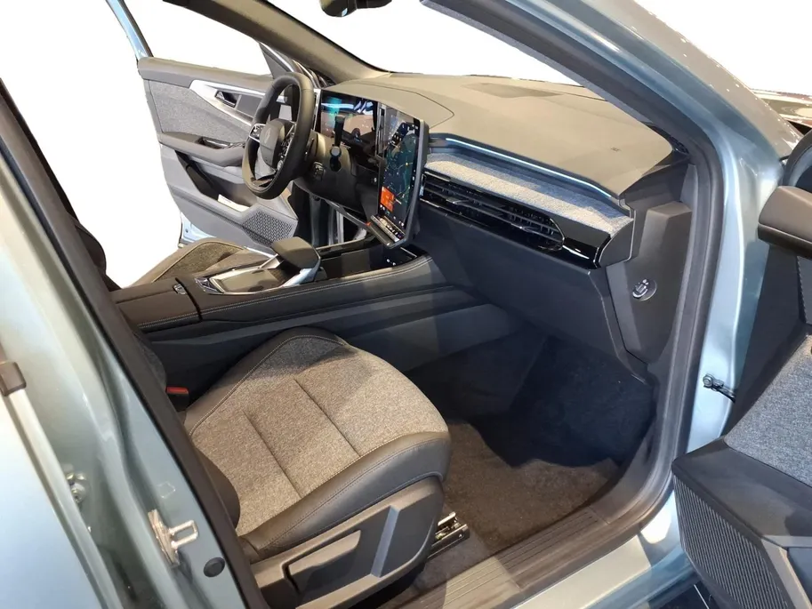 Renault Espace E-Tech full hybrid 200 techno 5p. | Direct Leverbaar | €3500,- korting| Gratis 5 jaar garantie tot 100.000km  op = op | Navigatie | LMV | Camera | ACC | Carplay |