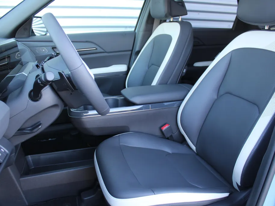 Kia EV5 GT-Line Business Edition 81.4 kWh | Stuur-/stoelverwarming v+a | Schuifdak | Leer | Elek. stoelverstelling + achterklep | 20' LM | LED | All season |