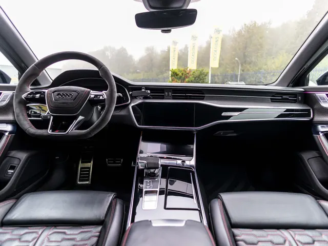 Audi RS6 Avant RS 6 TFSI quattro