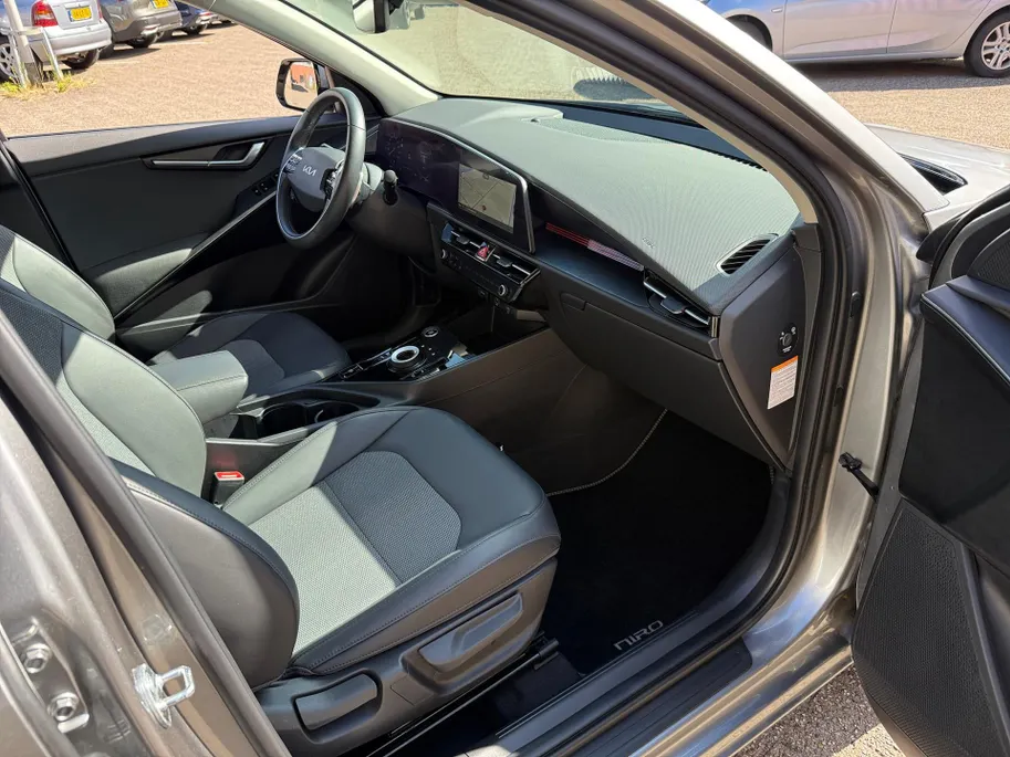 Kia Niro 1.6 GDi Hybrid DynamicLine | NAVI | CAMERA | CLIMATE & CRUISE CONTROLE | ETC...