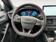 Ford Focus Wagon 1.0 EcoBoost Hybrid ST Line X | 155 pk | Automaat | Adapt. cruise control | BLIS | Pano dak | Parkeersensoren voor en achter | Achteruitrijcamera | 17' lichtmetalen velgen | Privacy glas | Fabrieksgarantie |