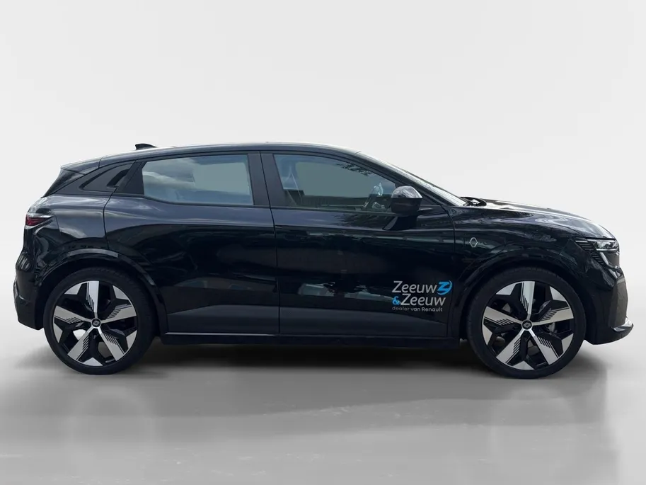 Renault Megane E-Tech comfort range Evolution 60 kWh DEMO| NAVI AIRCO CRUISE CONTROLE APPLE CARPLAY ANDROID AUTO ADAPTIEVE CRUISE CONTROLE 20INCH VELGEN ZEER MOOIE AUTO