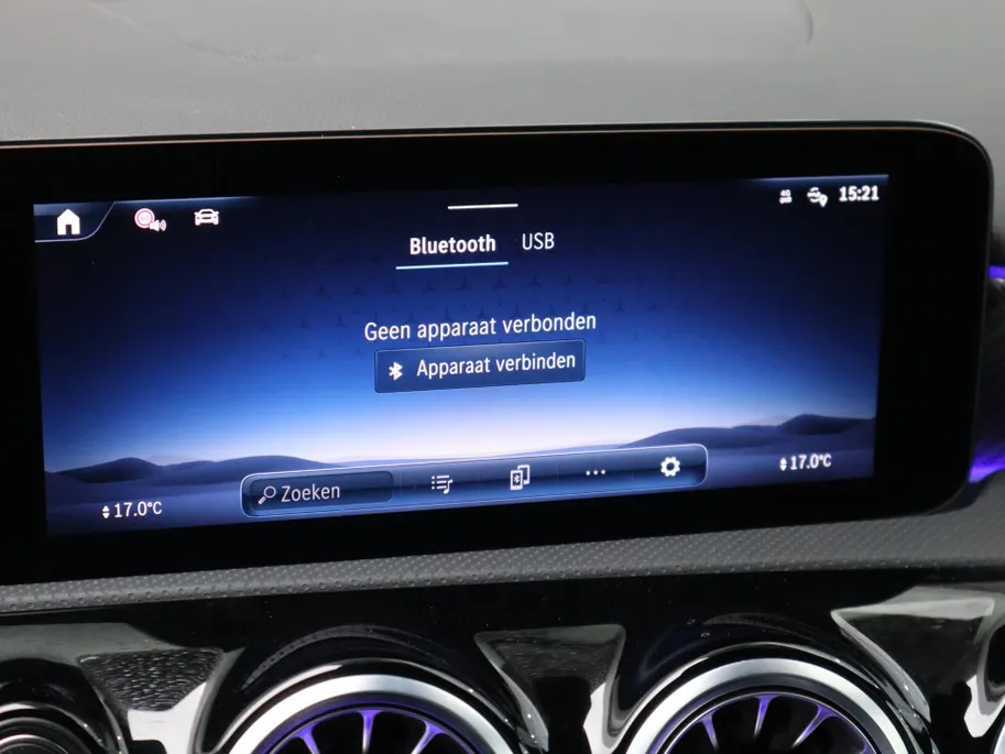 Mercedes-Benz A-Klasse 250 e Star Edition Luxury Line l Trekhaak l Keyless l Stoelverwarming