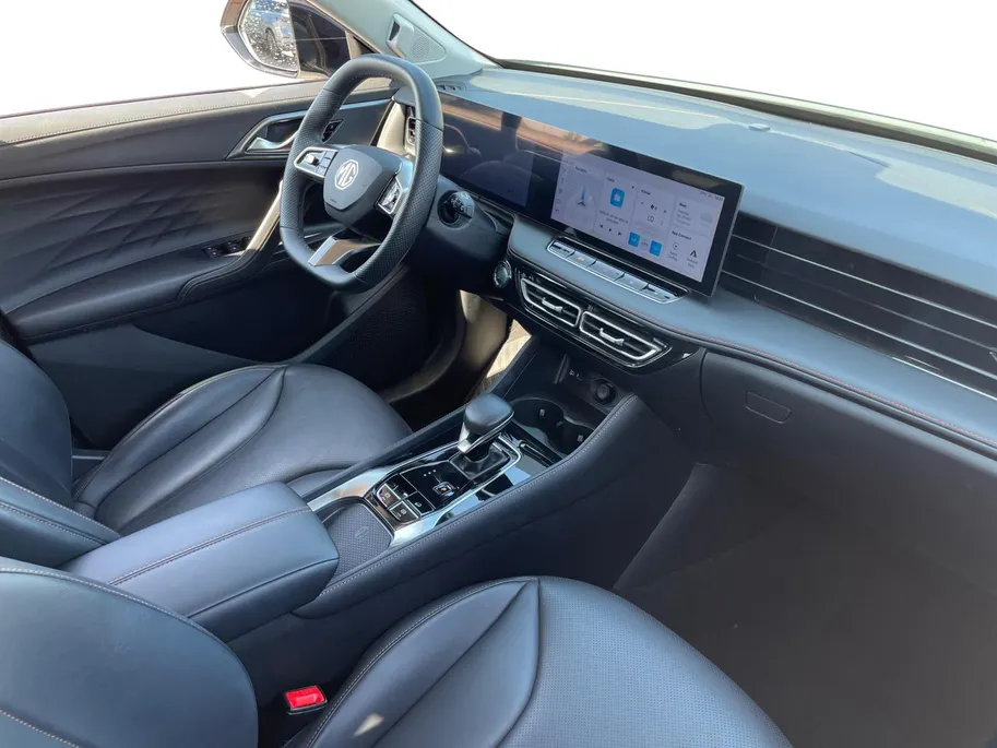 MG HS MG PHEV 1.5 Luxury *Automaat*Navi+360Camera*Climate Control*Adapt. Cruise Control*Elekt. Stoelen*Elekt. Achterklep*LM.Velgen*Zeer nette auto!
