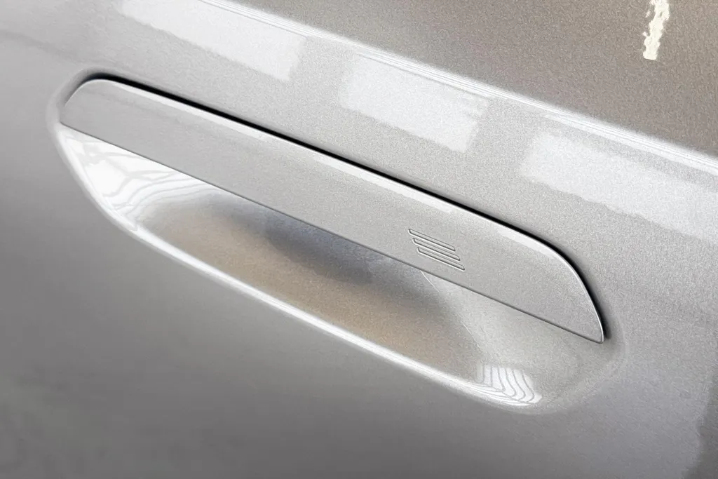 BMW M5 Touring M Drive Professional